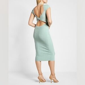 NWT Express Ribbed Twist Back Short Sleeve Midi Sweater Dress Size S